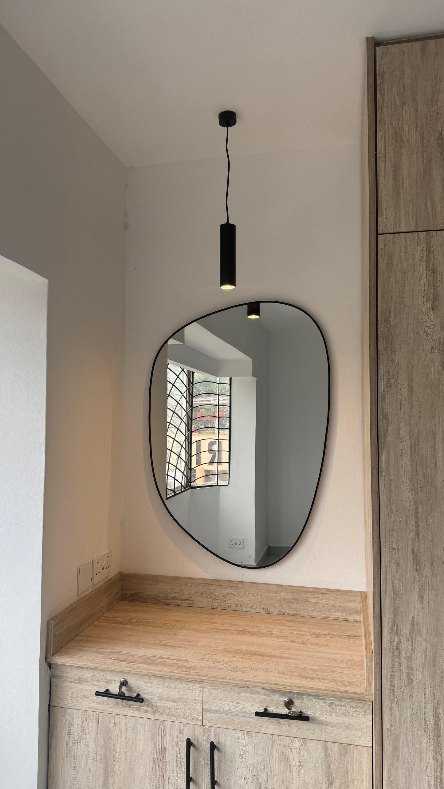 Elegant Reflection Mirror